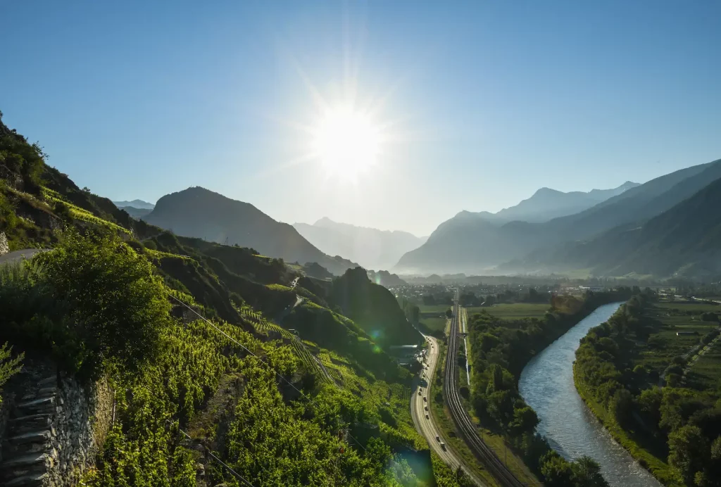 Le Rhône qui alimente en partie la nappe phréatique de Sion